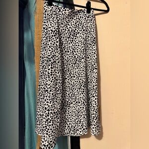 Stylish Black and White animal print Skirt